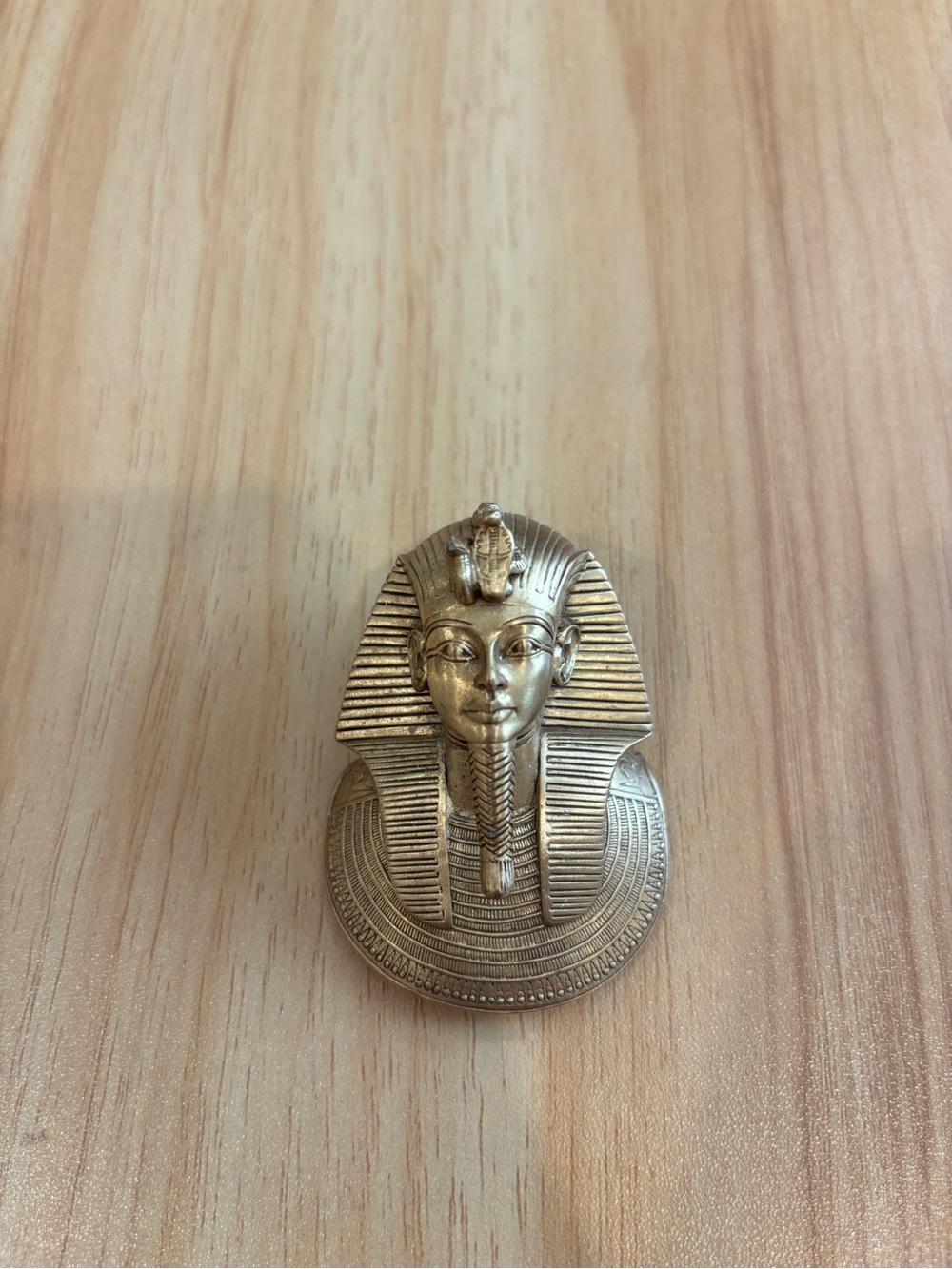 Vintage 1976 Metropolitan Museum of Art (MMA) King Tutankhamun Pendant